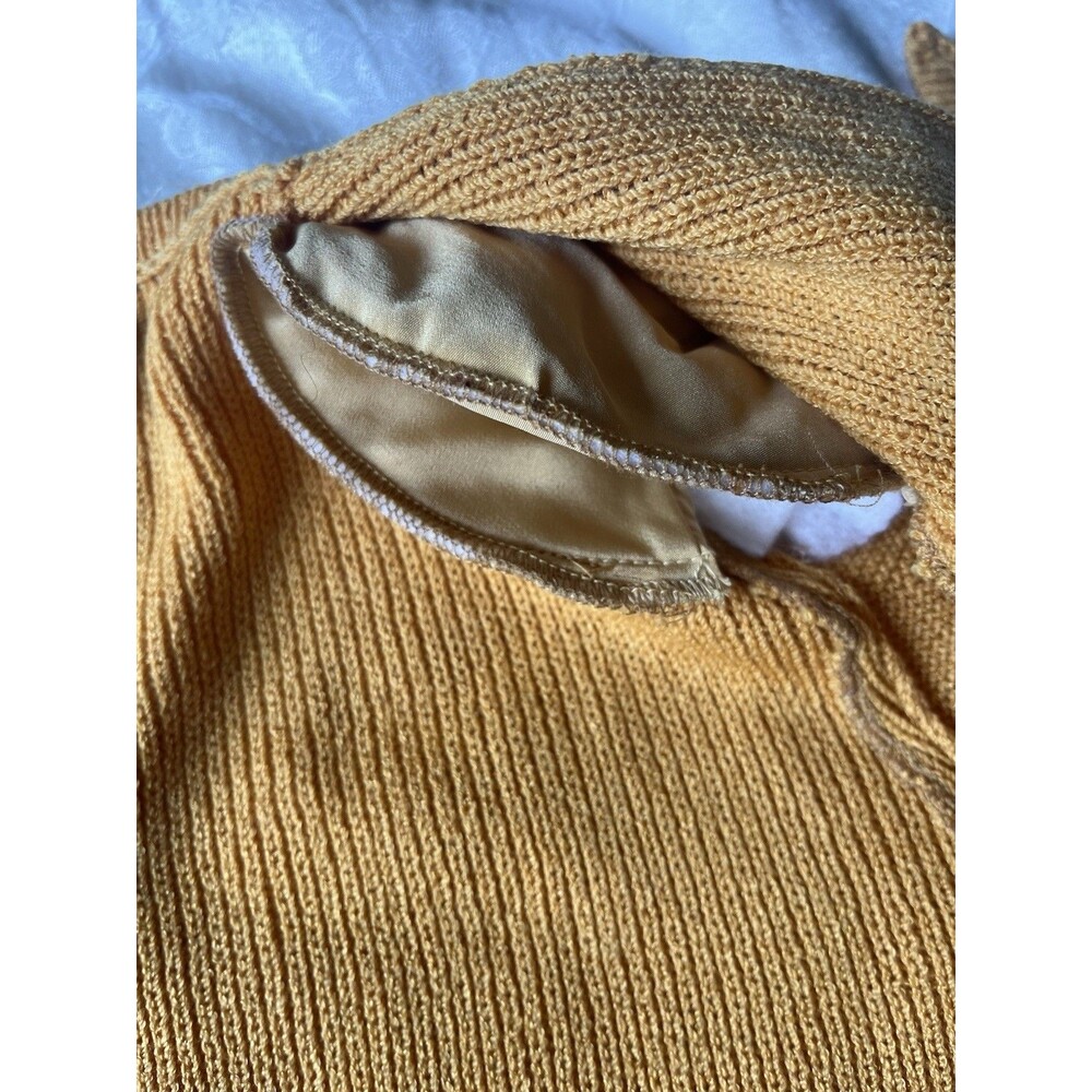 Vintage 80s/90s  St John Marie Gray YELLOW/GOLD  Knit Cardigan Sz 8 - Picture 6 of 8